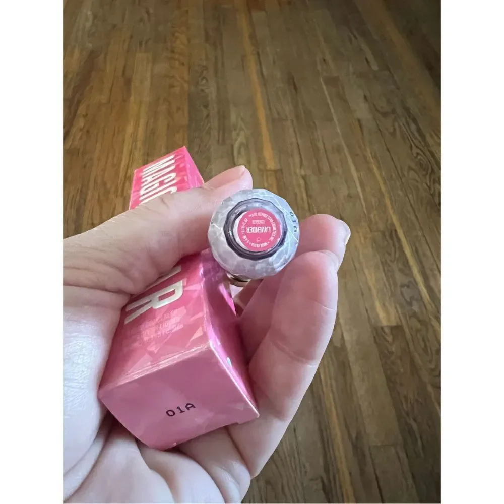 Jeffree Star Magic Star Lavender Color Correcting Concealer